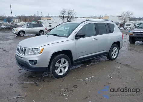 2011 Jeep Compass z USA, uszkodzony, nr VIN 1J4NF1FBXBD197381